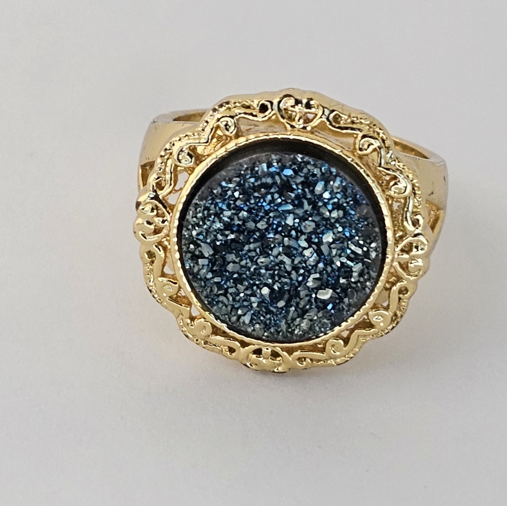 BC 18k Gold Over Bronze Ring with Genuine Druzy Quartz! Size 8.5!